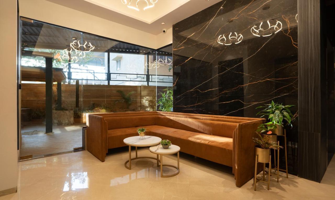 Treebo Premium Savera Inn Мумбаи Экстерьер фото