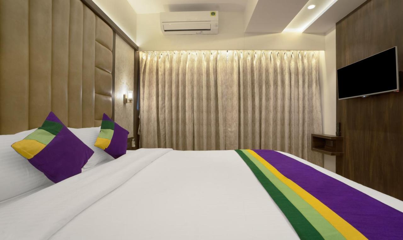 Treebo Premium Savera Inn Мумбаи Экстерьер фото
